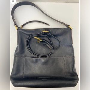 Fossil Large Leather Convertible Crossbody. No signs of wear. Black. Like new.